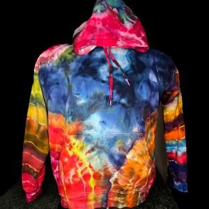 Mens X-Large the-dyed hoodie.